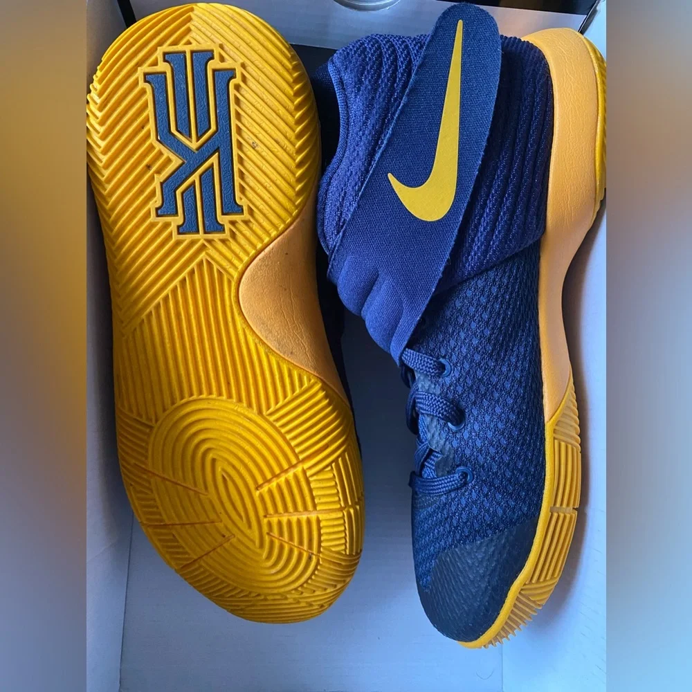 Nike Kyrie 2 - Picture 6 of 12
